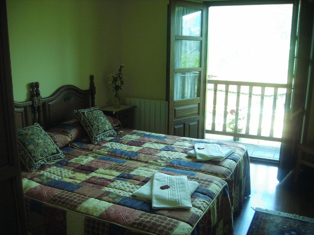 Casa Rural Josefina Aliezo Værelse billede