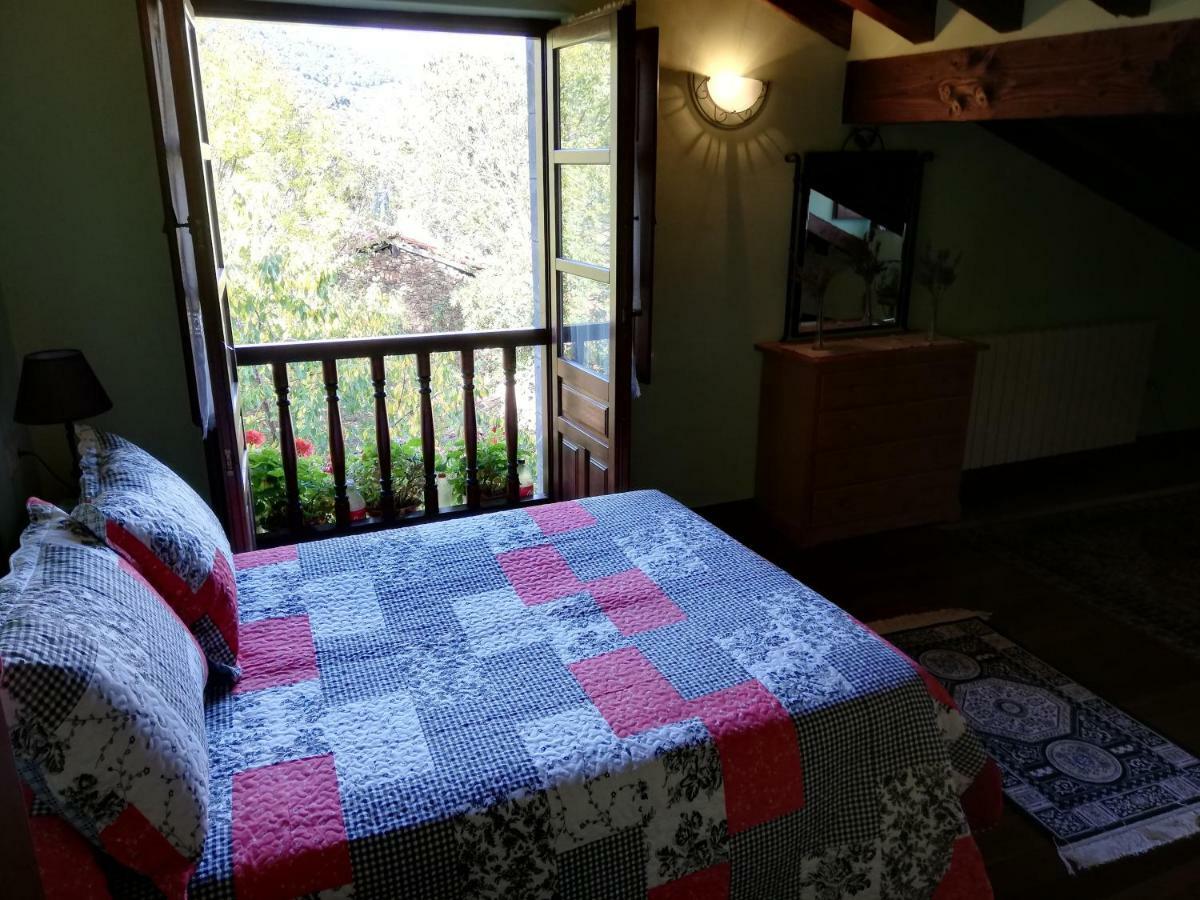 Casa Rural Josefina Aliezo Eksteriør billede